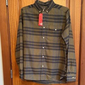 The North Face Men's Green and Black Plaid Shirt